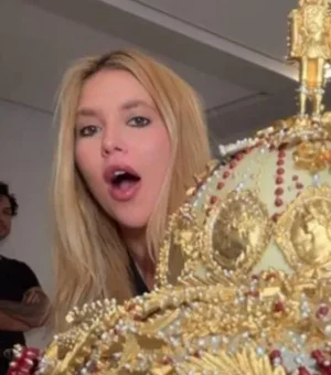 Virginia Fonseca exibe nas redes chocotone de R$ 5 mil