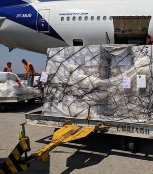 Material para proteção de mesários chega a Alagoas; distribuição começa nos próximos dias.