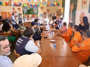 Prefeita Tia Júlia se reúne com equipe de segurança e organização para ajustes finais do FIPI