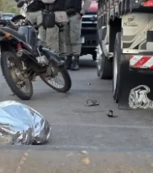Motociclista morre em colisão com caminhão em União dos Palmares