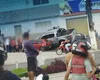 Motorista perde controle de caminhonete e invade calçada em Arapiraca