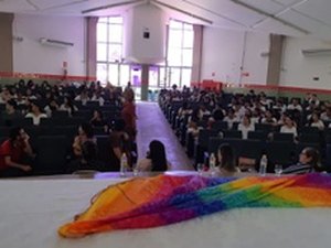 Prevenção do câncer de mama é discutido em roda de conversa no Ifal de Palmeira dos Índios