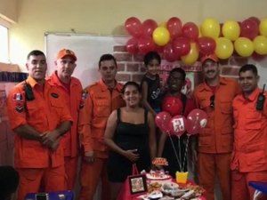 Menino sonha ser bombeiro e militares fazem festa surpresa em Maragogi
