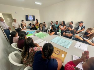 Funcionários do Restaurante Jerimum participam de treinamento para reinauguração