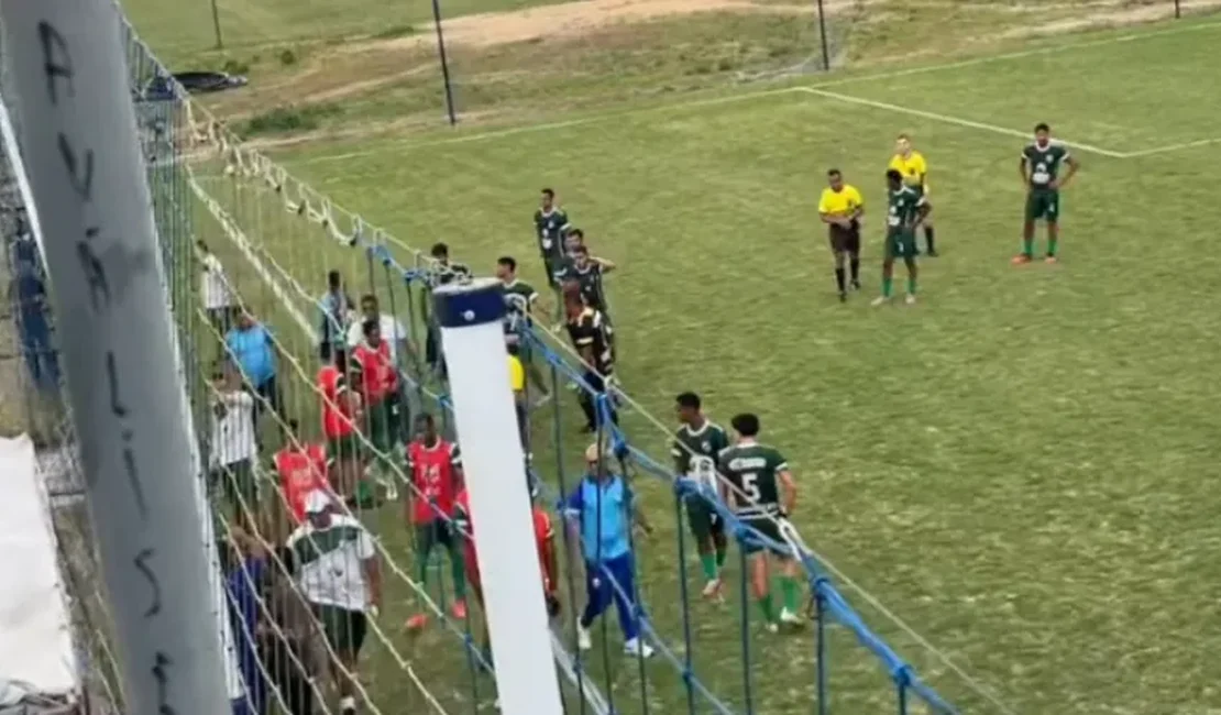Jogador sofre injúria racial durante semifinal da Copa Alagoas Sub-20