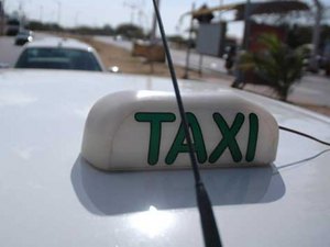 SMTT convida taxistas de Maceió a se cadastrarem em novo aplicativo