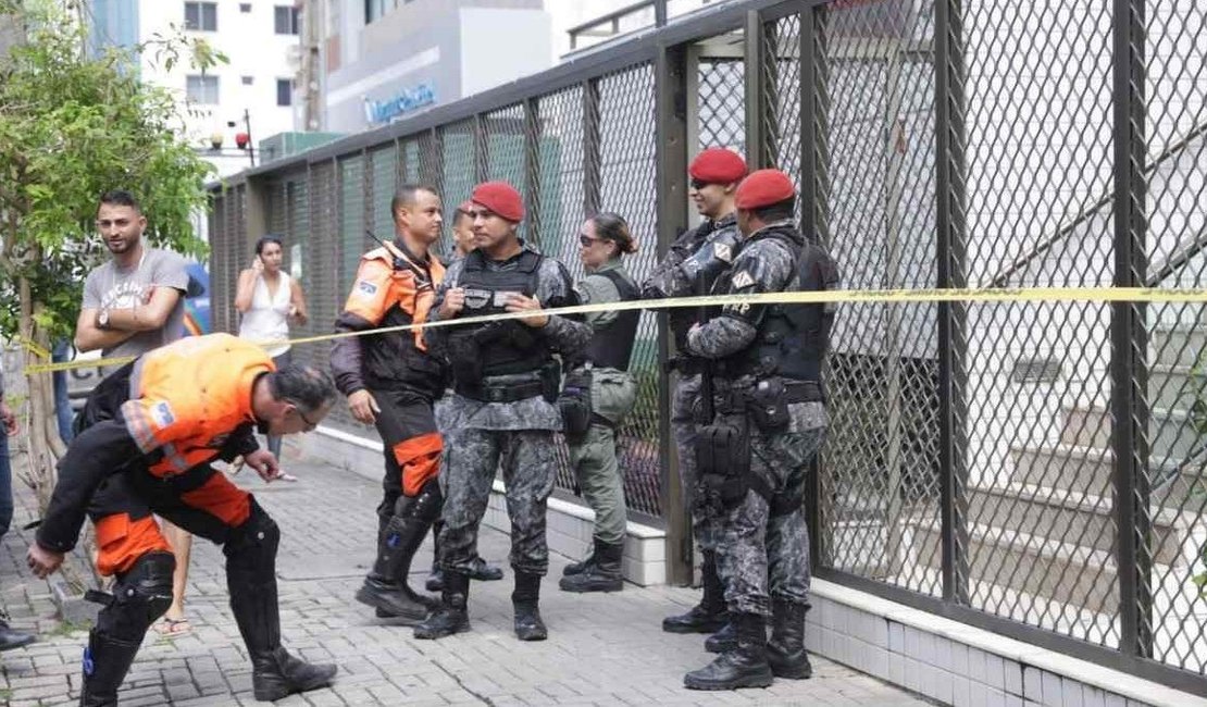 Atirador abre fogo dentro de condomínio de luxo no Recife, deixando mortos e feridos