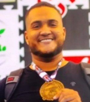 Buraco na via provoca queda fatal de motociclista no bairro Boa Vista, em Arapiraca