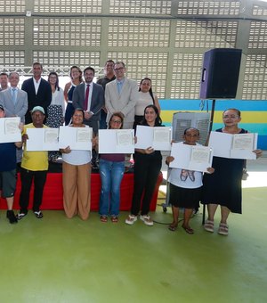 89 Famílias residentes em Maragogi rebem títulos de propriedade