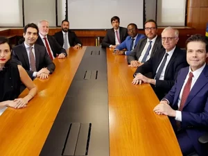 Banco Central aumenta os juros pela sétima vez, e Selic vai a 15% ao ano