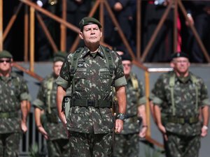 [Vídeo] General fala em intervenção se Justiça não agir contra corrupção