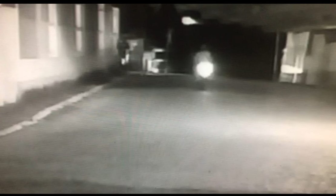 [Vídeo] Homem é baleado durante tentativa de assalto em Jundiá