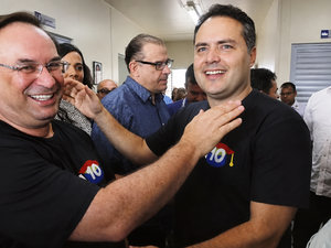 Ausência de Luciano Barbosa em evento com JHC anima aliados de Renan Filho