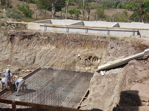 Casal investe R$ 1,3 milhão no abastecimento de Paulo Jacinto