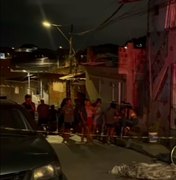 Jovem com histórico criminal é assassinado com tiros na cabeça no bairro Jacintinho