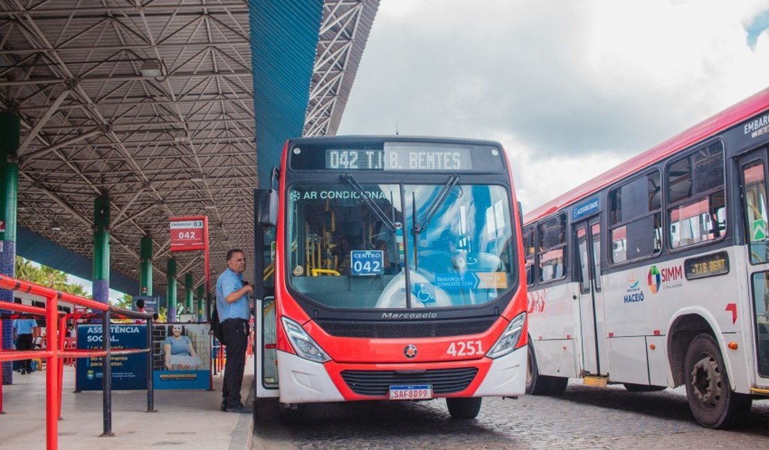 DMTT define programação especial de ônibus para feriado e domingos de dezembro