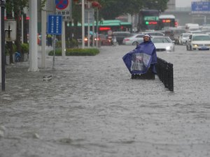 Pior chuva em mil anos deixa pelo menos 25 mortos em província chinesa