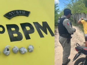 Motociclista é flagrado sem Carteira Nacional de Habilitação e portando papelotes de maconha em Penedo