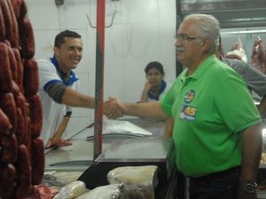 Caravana do 45 chega ao bairro Brasília e Rogério apresenta política de Assistência Social