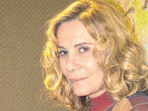Renata Sorrah diz que memes da personagem Nazaré foram transformadores para ela