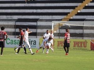Vica seleciona jogadores para o confronto diante do Santa Rita