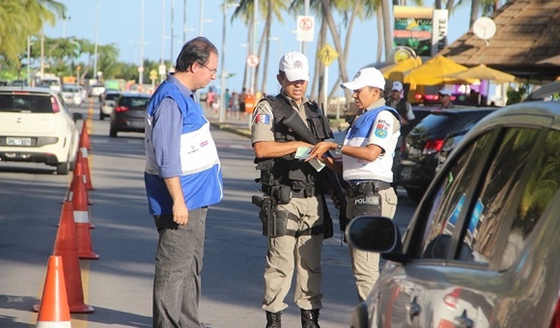 Detran/AL alerta sobre devolução de CNHs recolhidas