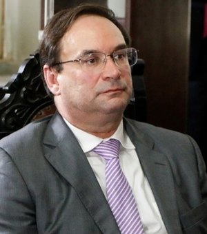 Luciano Barbosa assume como governador de Alagoas em exercício