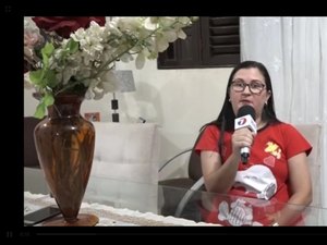  [Vídeo] “Eu sou um milagre”, afirma professora após tratamento de Endometriose Profunda