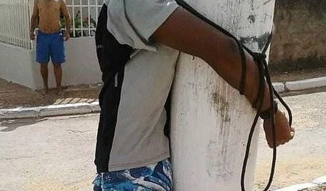 Homem é amarrado em poste por populares após denúncia de tentativa de estupro em Tanque D’Arca