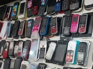 Operação da Polícia Civil resulta em apreensão de 200 celulares