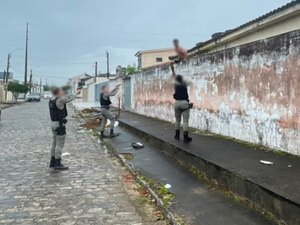 Homem é preso após pular muros e invadir residências em Arapiraca