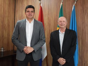 Rui Palmeira se encontra com o presidente do TCE/AL