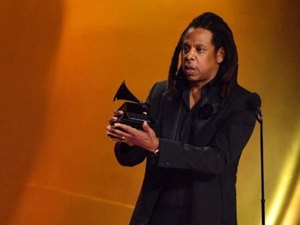 Jay-Z alfineta o Grammy por nunca ter dado a Beyoncé o prêmio de Álbum do Ano