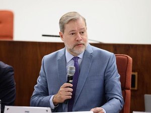 Em decisão institucional, Toffoli deixa caso Banco Master e ministros negam suspeição