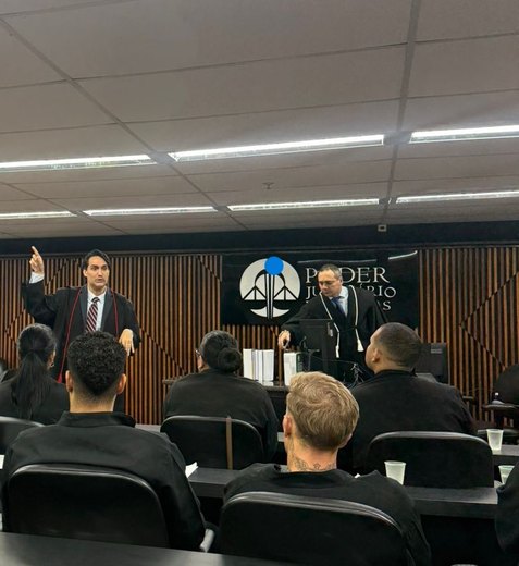 Trio integrante do PCC é condenado a mais de 66 anos por assassinato brutal em Maceió