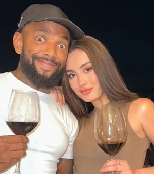 Nego do Borel pede namorada em casamento de forma surpreendente