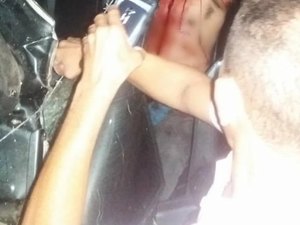 Motorista sofre acidente após colidir com animal na divisa entre Monteirópolis e Jacaré dos Homens