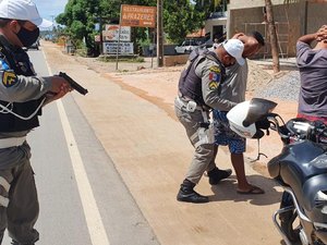 BPRv faz operação para coibir assaltos no litoral Norte de Alagoas