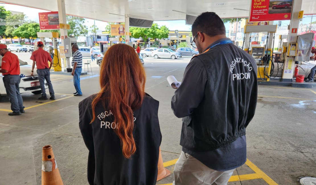 Procon Maceió intensifica ações de fiscalização em postos de combustíveis