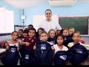 Escolas municipais de Pilar se destacam no fornecimento de internet a estudantes