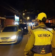 Lei Seca prende condutor por embriaguez e autua mais tês em Maceió
