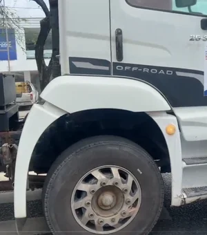 Perseguição após acidente termina em confusão e congestionamento na Jatiúca