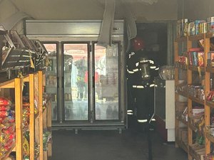 Incêndio atinge mercadinho e proprietário tem prejuízo de R$ 3 mil em Marechal