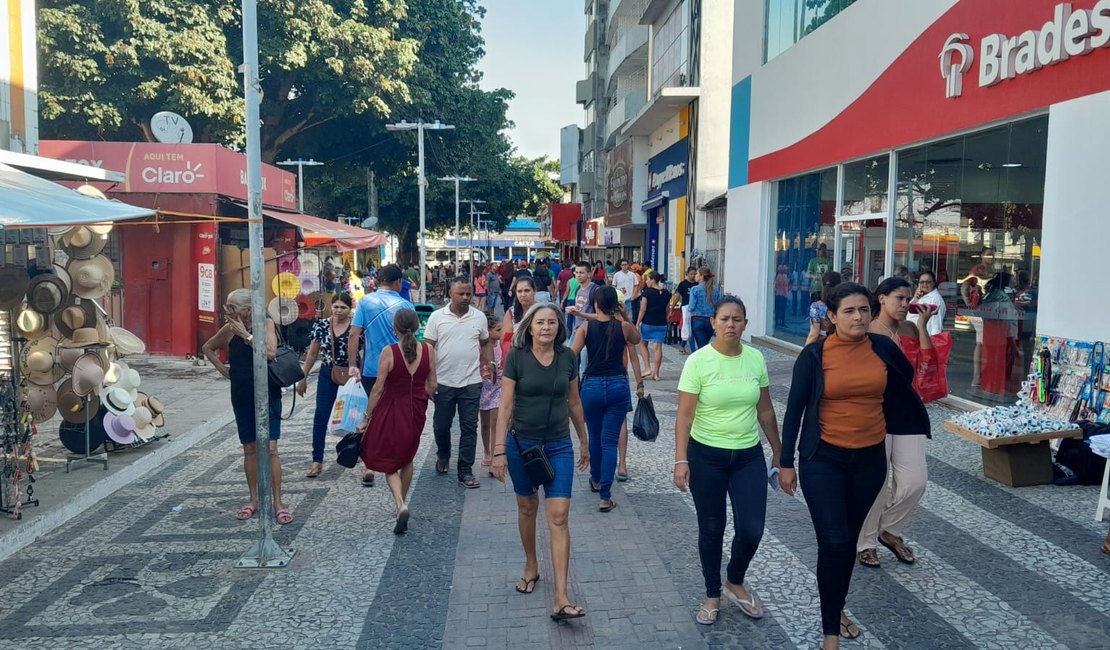 Comércio de Arapiraca abre parcialmente no feriado de Corpus Christi