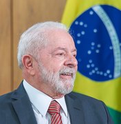 No Brics, Lula propõe alternativas de pagamento para reduzir dependência do dólar