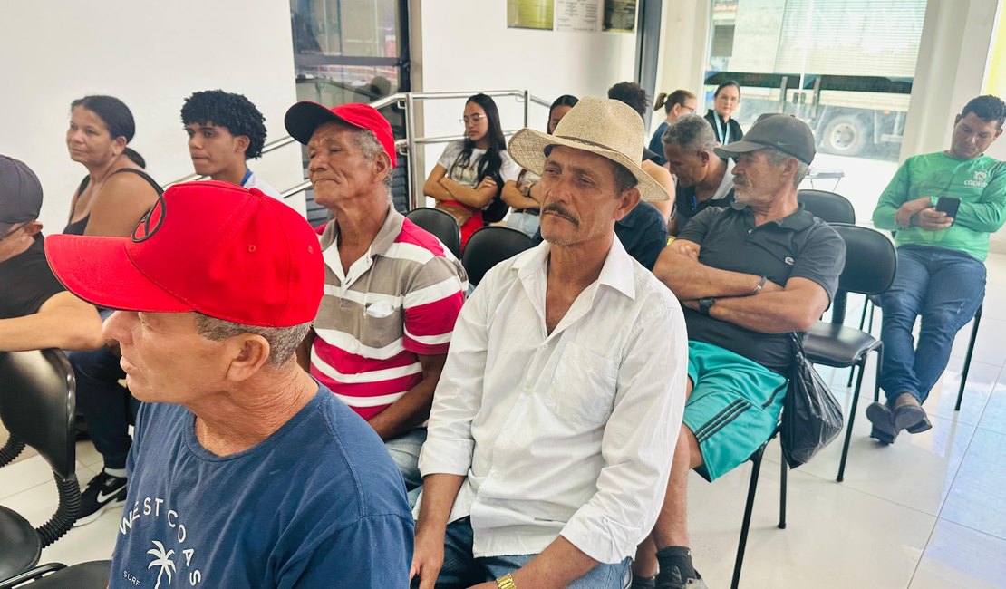 Agricultores de Matriz de Camaragibe participam de palestra sobre empreendedorismo sustentável no segmento de alimentos
