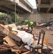 Polícia desmonta ‘cracolândia’ e prende suspeitos no viaduto da antiga PRF