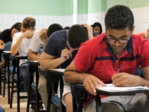 Estudantes participam de seleção para estágio em Direito no TJAL
