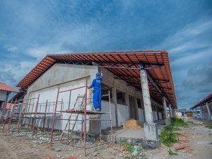 Governo de Alagoas constrói três unidades do Programa Escola do Coração