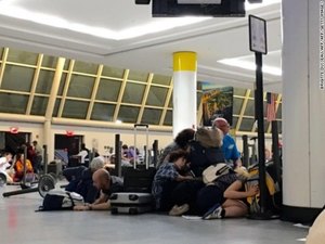 Terminal do aeroporto JFK, em Nova York, é esvaziado após supostos tiros